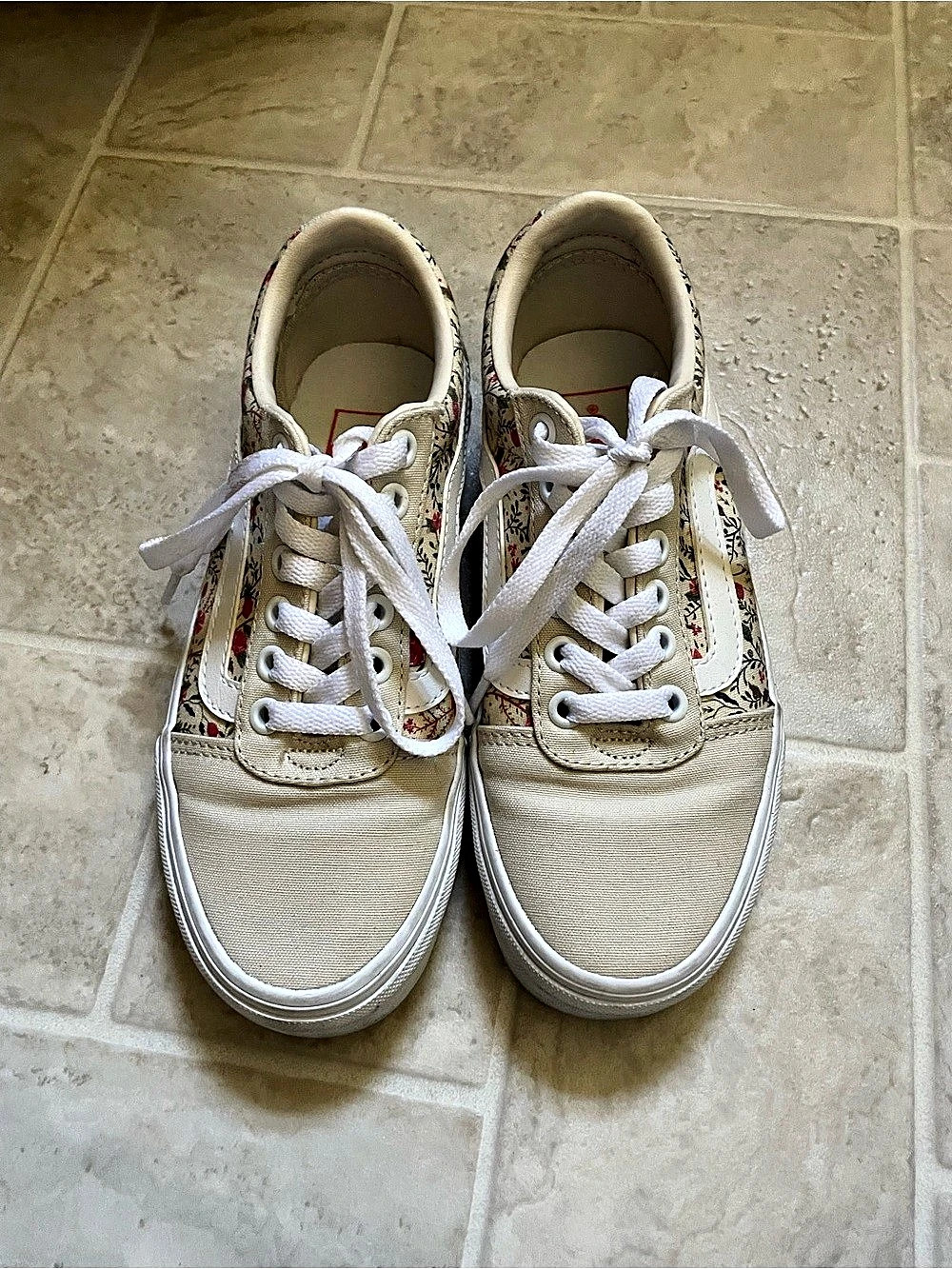 Vans Old Skool Floral Sneakers US 5.5